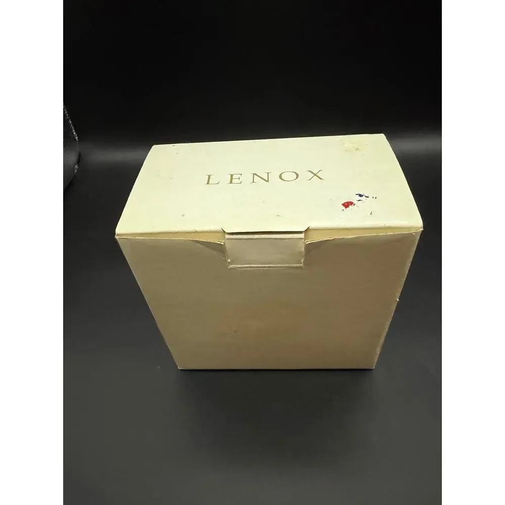 Lenox 24KT 5” Round Asymmetrical Picture  Ivory & Gold Memorable Frame New